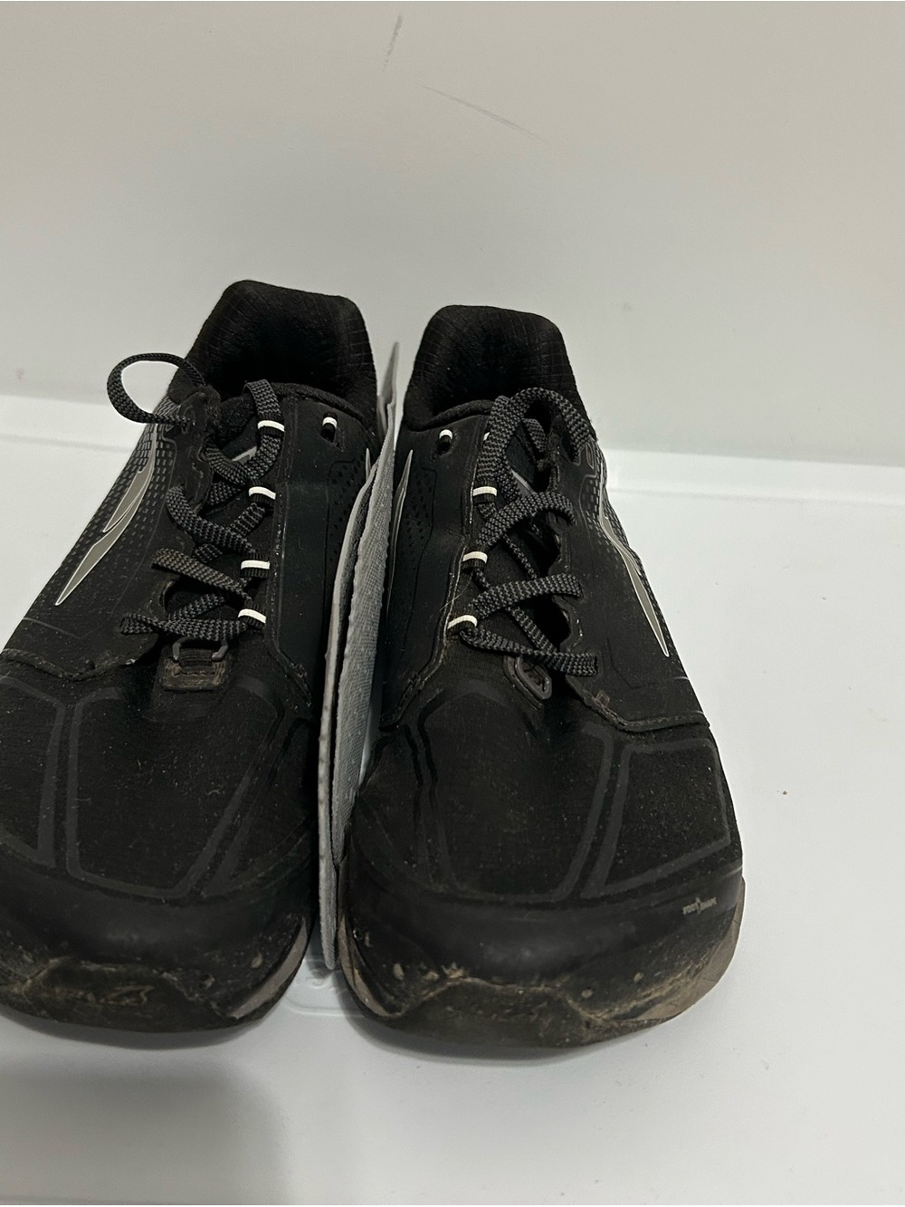 Altra Superior 4 Men’s Trail Running Shoes Size 9 With Stone Guards